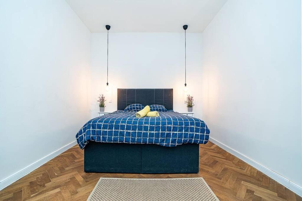 Elegant, Modern, 2-Bed Flat By Museum Of Prague Apartment Екстериор снимка