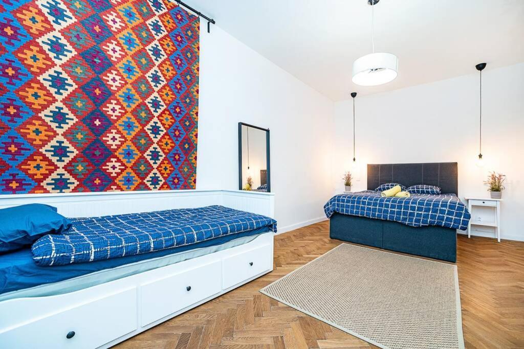 Elegant, Modern, 2-Bed Flat By Museum Of Prague Apartment Екстериор снимка